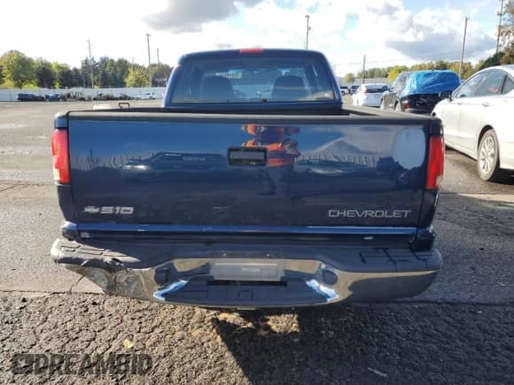 1999 Chevrolet S-10 LS z VIN 1GCCS1946XK143486, wystawiony jako Copart lot #76310914 z przebiegiem 154 399 mil mil oraz Szkoda całkowita • Salvage title. Historia ofert i sprzedaży dostępna na DreamBid. Obrazek 6.