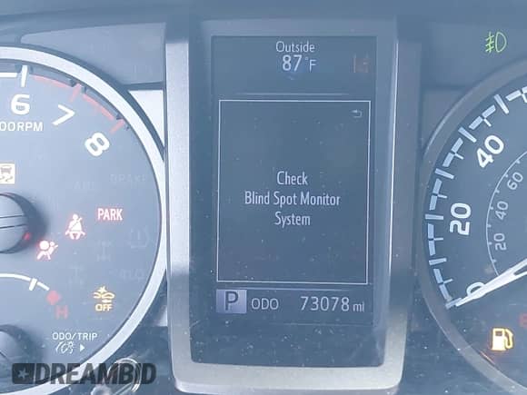 2019 Toyota Tacoma SR5 с VIN 3TMAZ5CN3KM084409, выставлен на аукционе IAAI как лот 43076335 с пробегом 73 078 миль миль и . История ставок и продаж доступна на DreamBid. Изображение 16.