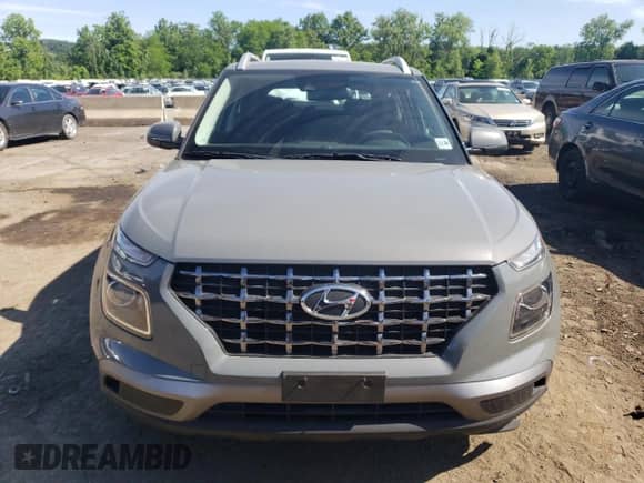 2020 Hyundai Venue SEL with VIN KMHRC8A37LU019062, listed as a Copart auction lot 55970004 with 27,957 mi miles and . Bid and sale history available at DreamBid. Image 5.