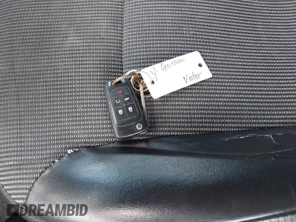 2015 Chevrolet Malibu LT z VIN 1G11C5SL1FF203669, wystawiony jako IAAI lot #43173679 z przebiegiem 172 863 mil mil oraz . Historia ofert i sprzedaży dostępna na DreamBid. Obrazek 11.