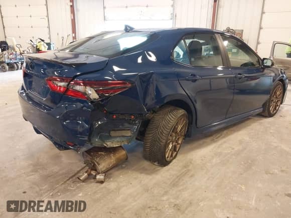 2023 Toyota Camry SE с VIN 4T1G11AK1PU134435, выставлен на аукционе IAAI как лот 42203886 с пробегом 27 163 миль миль и . История ставок и продаж доступна на DreamBid. Изображение 4.