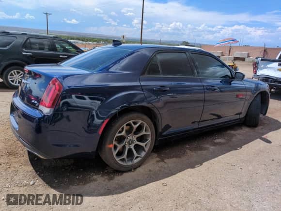 2016 Chrysler 300 S с VIN 2C3CCABG3GH198250, выставлен на аукционе Copart как лот 67194845 с пробегом 164 189 миль миль и Списание • Salvage title. История ставок и продаж доступна на DreamBid. Изображение 3.