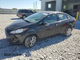 2015 Ford Fiesta SE with VIN 3FADP4BJ3FM213241, listed as a Copart auction lot 82271435 with 149,228 mi miles and Salvage title. Bid and sale history available at DreamBid. Image 1.