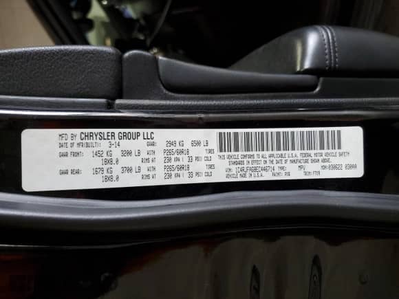 2014 Jeep Grand Cherokee Laredo z VIN 1C4RJFAG8EC446714, wystawiony jako Copart lot #80721565 z przebiegiem 121 378 mil mil oraz Czysty tytuł • Clean title. Historia ofert i sprzedaży dostępna na DreamBid. Obrazek 13.