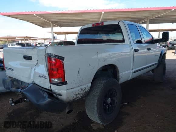 2003 Dodge RAM with VIN 3D7LU38623G738982, listed as a IAAI auction lot 41409556 with 438,752 mi miles and . Bid and sale history available at DreamBid. Image 4.
