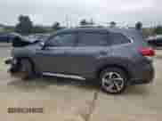 2024 Subaru Forester Touring z VIN JF2SKAMCXRH437307, wystawiony jako Copart lot #68507295 z przebiegiem 26 626 mil mil oraz Szkoda całkowita • Salvage title. Historia ofert i sprzedaży dostępna na DreamBid. Obrazek 2.