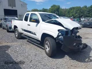 2023 Toyota Tacoma SR with VIN 3TYSX5EN1PT020033, listed as a IAAI auction lot 43117720 with 33,000 mi miles and . Bid and sale history available at DreamBid. Image 1.