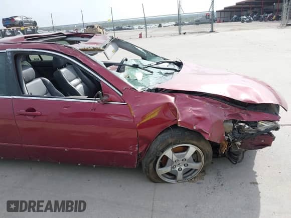 2006 Honda Accord with NAVI with VIN JHMCN36596C000975, listed as a IAAI auction lot 40968031 with 176,740 mi miles and . Bid and sale history available at DreamBid. Image 12.