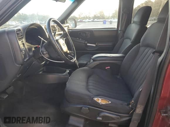 2003 Chevrolet Blazer LS с VIN 1GNCS13X53K112153, выставлен на аукционе Copart как лот 89269295 с пробегом Не указан миль и Списание • Salvage title. История ставок и продаж доступна на DreamBid. Изображение 7.