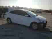 2016 Hyundai Accent SE с VIN KMHCT4AE6GU136427, выставлен на аукционе Copart как лот 69767035 с пробегом 107 177 миль миль и Списание • Salvage title. История ставок и продаж доступна на DreamBid. Изображение 4.