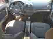 2008 Chevrolet Aveo LT с VIN KL1TG56608B073765, выставлен на аукционе Copart как лот 86520795 с пробегом Не указан миль и Списание • Salvage title. История ставок и продаж доступна на DreamBid. Изображение 8.