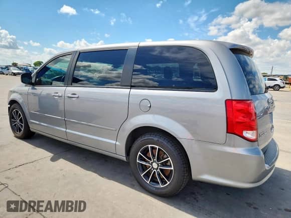 2017 Dodge Grand Caravan SE z VIN 2C4RDGBG0HR550184, wystawiony jako Copart lot #81712195 z przebiegiem 89 256 mil mil oraz Szkoda całkowita • Salvage title. Historia ofert i sprzedaży dostępna na DreamBid. Obrazek 2.