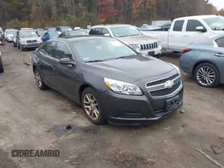 2013 Chevrolet Malibu Eco z VIN 1G11D5RR6DF101854, wystawiony jako IAAI lot #43572587 z przebiegiem 148 803 mil mil oraz . Historia ofert i sprzedaży dostępna na DreamBid. Obrazek 1.