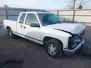 1997 GMC Sierra 1500 с VIN 2GTEC19R8V1561126, выставлен на аукционе IAAI как лот 41456149 с пробегом 240 605 миль миль и . История ставок и продаж доступна на DreamBid. Изображение 1.
