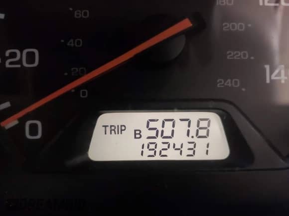 2000 Honda Accord EX z VIN 1HGCG6671YA158757, wystawiony jako IAAI lot #41702446 z przebiegiem 192 431 mil mil oraz . Historia ofert i sprzedaży dostępna na DreamBid. Obrazek 16.