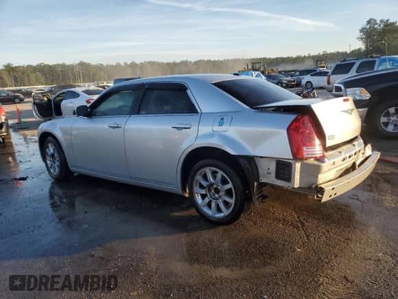 2010 Chrysler 300 S with VIN 2C3CA2CV1AH279697, listed as a Copart auction lot 80999824 with Not provided miles and Salvage title. Bid and sale history available at DreamBid. Image 2.