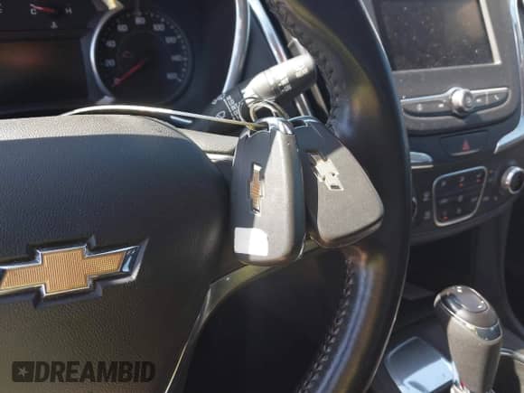 2020 Chevrolet Equinox LT с VIN 2GNAXKEVXL6159451, выставлен на аукционе IAAI как лот 41757000 с пробегом 84 601 миль миль и . История ставок и продаж доступна на DreamBid. Изображение 11.