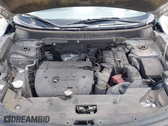 2021 Mitsubishi Outlander ES z VIN JA4APUAU8MU001012, wystawiony jako IAAI lot #42541024 z przebiegiem 77 642 mil mil oraz . Historia ofert i sprzedaży dostępna na DreamBid. Obrazek 10.