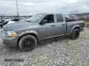 2009 Dodge 1500 ST z VIN 1D3HB18K49S793305, wystawiony jako Copart lot #86796924 z przebiegiem 156 996 mil mil oraz Szkoda całkowita • Salvage title. Historia ofert i sprzedaży dostępna na DreamBid. Obrazek 1.