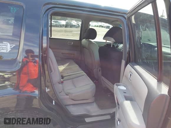 2013 Honda Pilot EX with VIN 5FNYF4H4XDB055837, listed as a IAAI auction lot 43449369 with 164,453 mi miles and . Bid and sale history available at DreamBid. Image 8.
