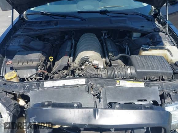 2006 Chrysler 300 C SRT-8 with VIN 2C3LA73W86H518966, listed as a IAAI auction lot 42725107 with 175,474 mi miles and . Bid and sale history available at DreamBid. Image 10.