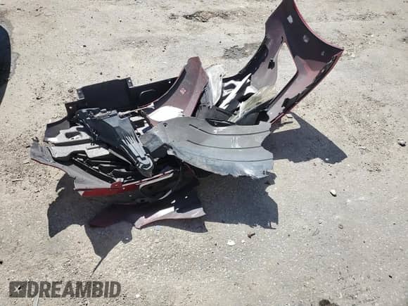 2015 Hyundai Elantra SE с VIN KMHDH4AE1FU383035, выставлен на аукционе Copart как лот 81204145 с пробегом 115 180 миль миль и Списание • Salvage title. История ставок и продаж доступна на DreamBid. Изображение 12.