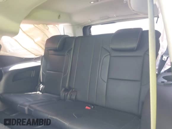 2019 Chevrolet Suburban LT с VIN 1GNSKHKC9KR369051, выставлен на аукционе IAAI как лот 42596877 с пробегом 41 122 миль миль и . История ставок и продаж доступна на DreamBid. Изображение 17.