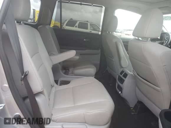 2022 Honda Pilot Touring 7-Passenger with VIN 5FNYF5H63NB027936, listed as a Copart auction lot 68381775 with 62,313 mi miles and Salvage title. Bid and sale history available at DreamBid. Image 11.