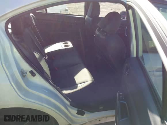 2018 Subaru WRX Limited с VIN JF1VA1L65J8820589, выставлен на аукционе IAAI как лот 43413679 с пробегом 78 517 миль миль и . История ставок и продаж доступна на DreamBid. Изображение 8.