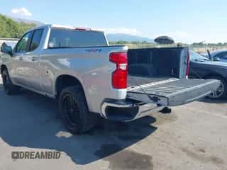 2020 Chevrolet Silverado 1500 LT z VIN 1GCRYDED3LZ233681, wystawiony jako IAAI lot #43157962 z przebiegiem 124 586 mil mil oraz . Historia ofert i sprzedaży dostępna na DreamBid. Obrazek 3.