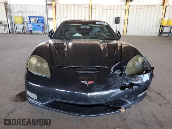 2005 Chevrolet Corvette with VIN 1G1YY24U955112366, listed as a Copart auction lot 85567615 with Not provided miles and Salvage title. Bid and sale history available at DreamBid. Image 5.