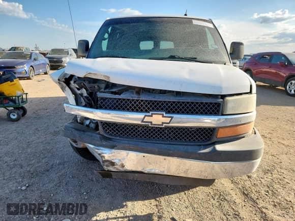 2013 Chevrolet Express Passenger LT с VIN 1GAZG1FG5D1159201, выставлен на аукционе Copart как лот 61184385 с пробегом 198 123 миль миль и Списание • Salvage title. История ставок и продаж доступна на DreamBid. Изображение 5.