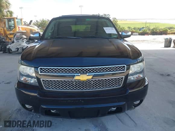 2012 Chevrolet Tahoe LS with VIN 1GNSCAE04CR227746, listed as a IAAI auction lot 43327587 with 232,116 mi miles and . Bid and sale history available at DreamBid. Image 12.