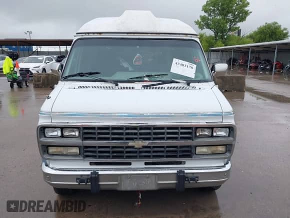 1994 Chevrolet Chevy Van with VIN 1GBEG25K7RF171947, listed as a IAAI auction lot 42483170 with 173,855 mi miles and . Bid and sale history available at DreamBid. Image 12.