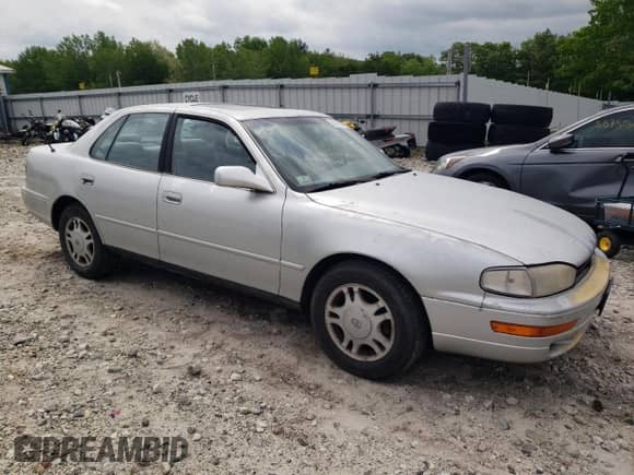 1993 Toyota Camry с VIN 4T1VK13EXPU097316, выставлен на аукционе Copart как лот 58642935 с пробегом 81 760 миль миль и Чистый • Clean title. История ставок и продаж доступна на DreamBid. Изображение 4.