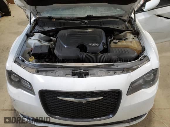 2016 Chrysler 300 S with VIN 2C3CCABG0GH231429, listed as a Copart auction lot 81128864 with 110,420 mi miles and Non repairable. Bid and sale history available at DreamBid. Image 11.