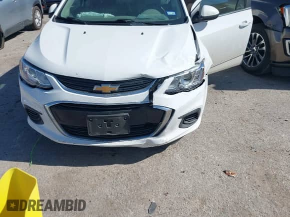 2020 Chevrolet Sonic LT with VIN 1G1JD5SB0L4103610, listed as a IAAI auction lot 42300102 with 46,021 mi miles and . Bid and sale history available at DreamBid. Image 6.