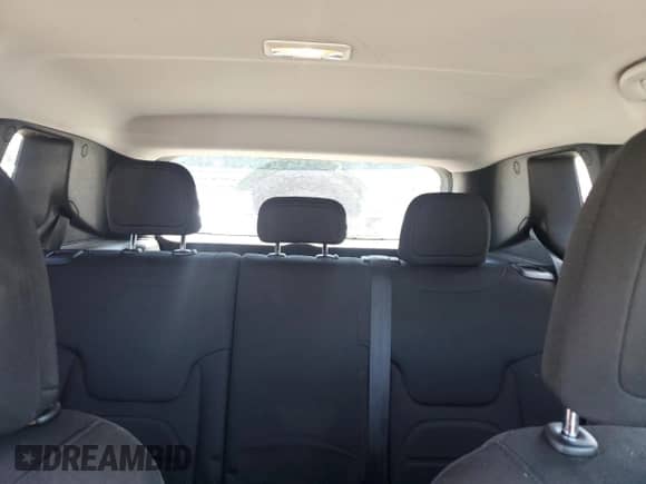 2018 Jeep Renegade Altitude with VIN ZACCJABB1JPJ60024, listed as a Copart auction lot 55577285 with 111,624 mi miles and Salvage title. Bid and sale history available at DreamBid. Image 10.