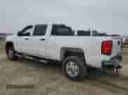 2015 Chevrolet Silverado 2500HD Work Truck с VIN 1GC1KUEGXFF150974, выставлен на аукционе Copart как лот 84548924 с пробегом Не указан миль и Списание • Salvage title. История ставок и продаж доступна на DreamBid. Изображение 2.