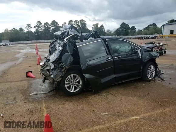 2024 Toyota Sienna Limited z VIN 5TDZRKEC0RS182904, wystawiony jako Copart lot #79111024 z przebiegiem Nie podano mil oraz Nie do naprawy • Non repairable. Historia ofert i sprzedaży dostępna na DreamBid. Obrazek 11.