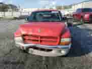 1998 Dodge Dakota SLT z VIN 1B7FL26X6WS617918, wystawiony jako Copart lot #51528255 z przebiegiem 229 102 mil mil oraz Szkoda całkowita • Salvage title. Historia ofert i sprzedaży dostępna na DreamBid. Obrazek 5.