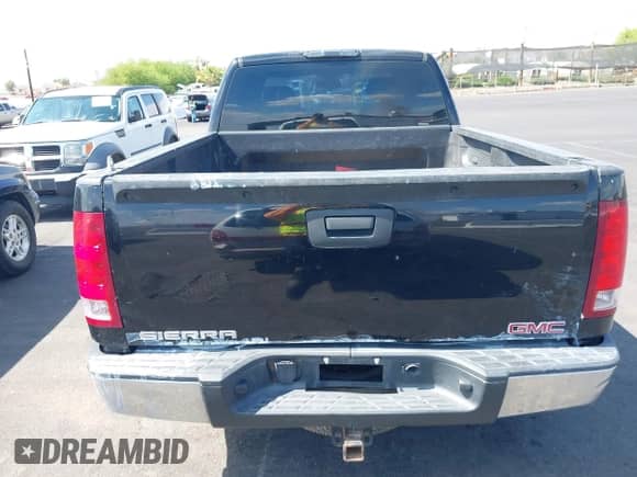2008 GMC Sierra 1500 Work Truck with VIN 2GTEC19C081280048, listed as a IAAI auction lot 42452377 with 163,030 mi miles and . Bid and sale history available at DreamBid. Image 13.
