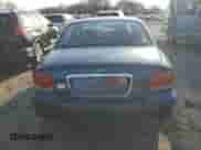 2002 Hyundai Sonata GLS z VIN KMHWF35H62A567458, wystawiony jako Copart lot #84374214 z przebiegiem Nie podano mil oraz Szkoda całkowita • Salvage title. Historia ofert i sprzedaży dostępna na DreamBid. Obrazek 6.