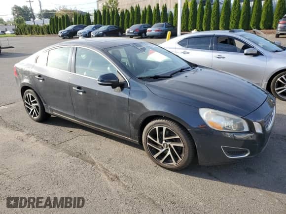 2012 Volvo S60 T6 с VIN YV1902FH6C2046452, выставлен на аукционе Copart как лот 84797215 с пробегом 118 378 миль миль и Чистый • Clean title. История ставок и продаж доступна на DreamBid. Изображение 4.
