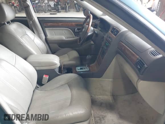 2005 Hyundai XG с VIN KMHFU45E35A414283, выставлен на аукционе IAAI как лот 42211359 с пробегом 101 869 миль миль и . История ставок и продаж доступна на DreamBid. Изображение 5.