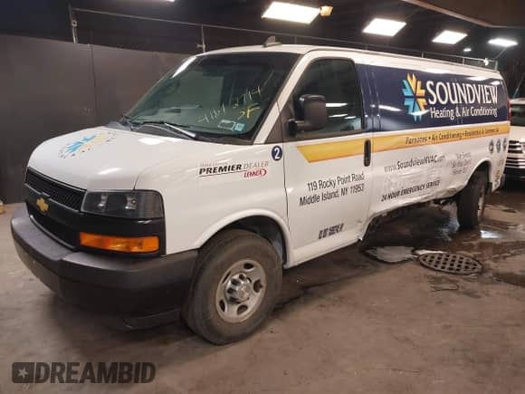 2020 Chevrolet Express Cargo с VIN 1GCWGBFB4L1205443, выставлен на аукционе IAAI как лот 41612714 с пробегом 87 883 миль миль и . История ставок и продаж доступна на DreamBid. Изображение 2.