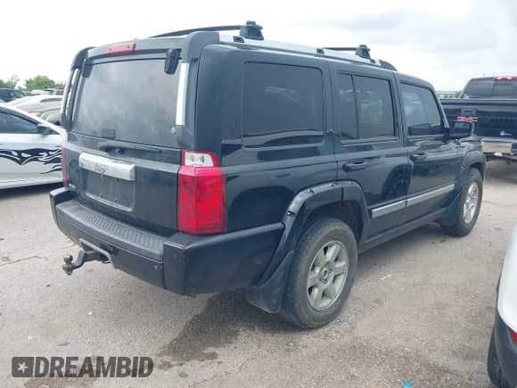 2006 Jeep Commander Limited z VIN 1J8HH58NX6C140288, wystawiony jako IAAI lot #42804535 z przebiegiem 321 143 mil mil oraz . Historia ofert i sprzedaży dostępna na DreamBid. Obrazek 4.