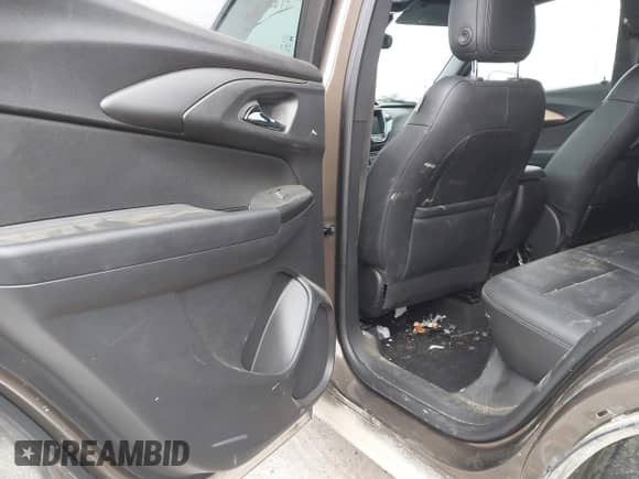 2021 Chevrolet TrailBlazer ACTIV с VIN KL79MVSL1MB126522, выставлен на аукционе IAAI как лот 41218674 с пробегом 41 659 миль миль и . История ставок и продаж доступна на DreamBid. Изображение 8.