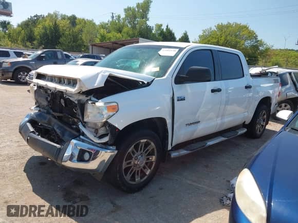 2016 Toyota Tundra SR5 with VIN 5TFEW5F14GX198245, listed as a IAAI auction lot 43204530 with 107,555 mi miles and . Bid and sale history available at DreamBid. Image 19.