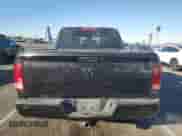 2018 Ram 1500 Tradesman z VIN 1C6RR6KT6JS292760, wystawiony jako Copart lot #84834094 z przebiegiem 80 143 mil mil oraz Szkoda całkowita • Salvage title. Historia ofert i sprzedaży dostępna na DreamBid. Obrazek 6.